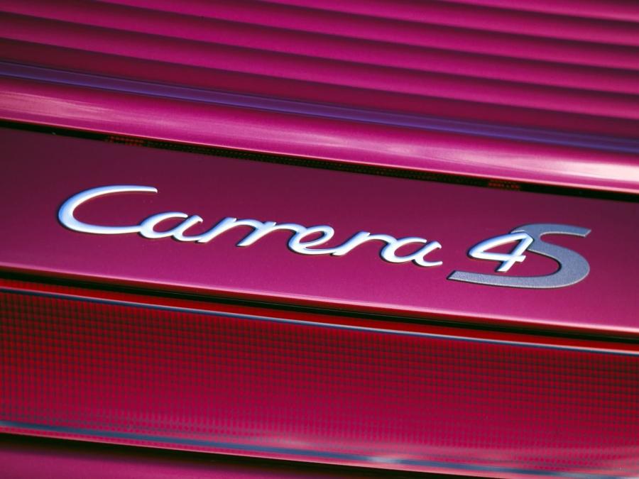  Porsche 911 Carrera 4S 2004 года  (фото 2 из 10)